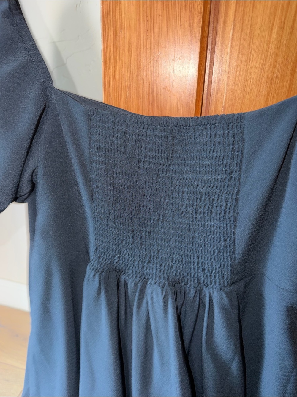 Hill House Dress Black High-Low Puff-Sleeve Midi Medium like new - Picture 5 of 6